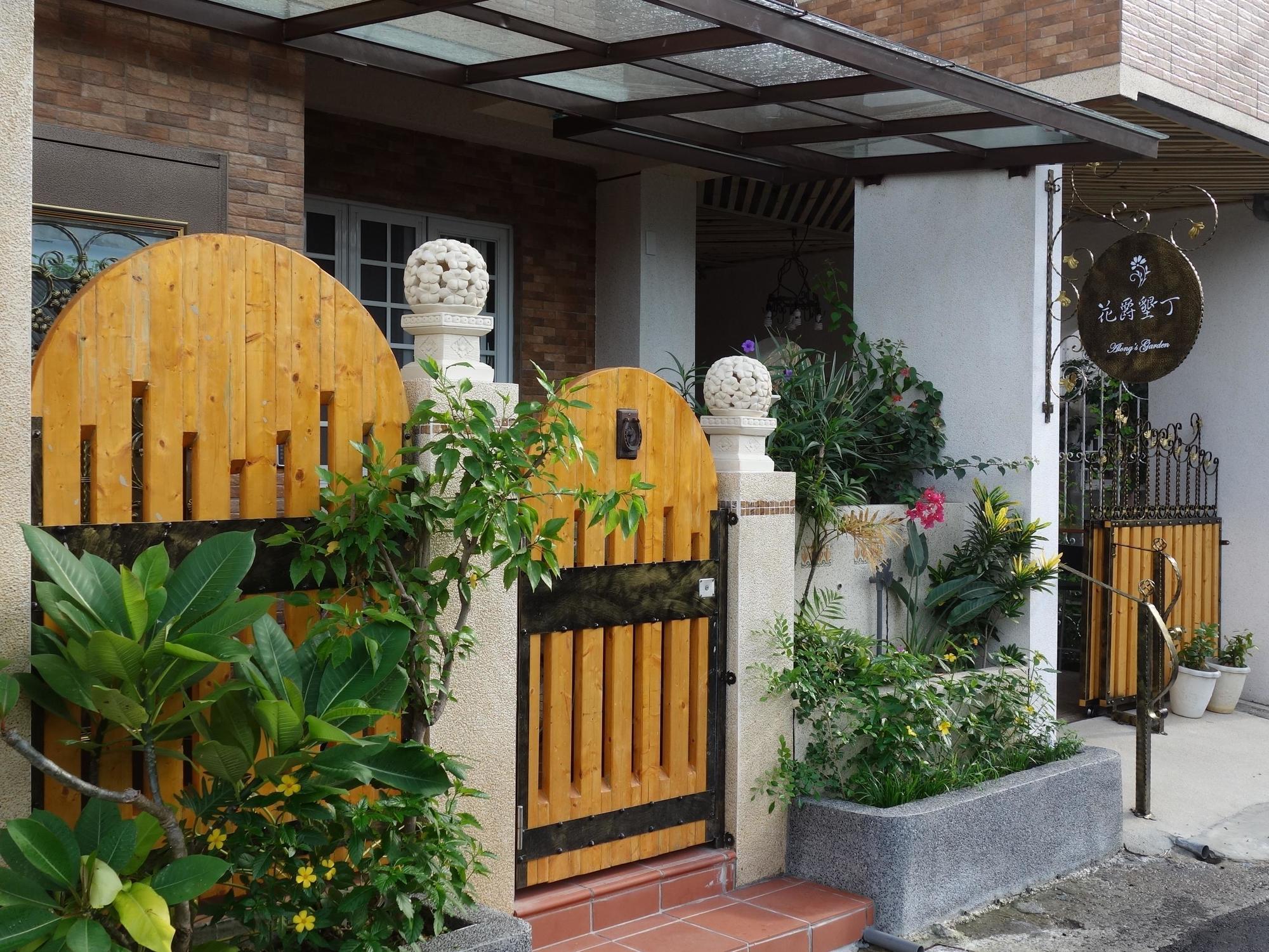 Alongs Garden Hengchun South Gate Exterior photo